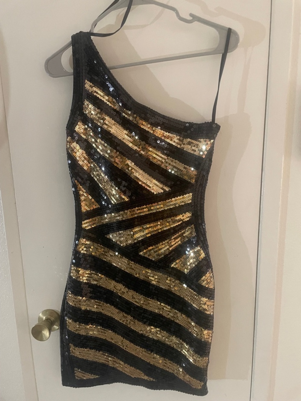 bebe Black Gold Sequin One Shoulder Bodycon Mini Dress Small - Picture 5 of 8